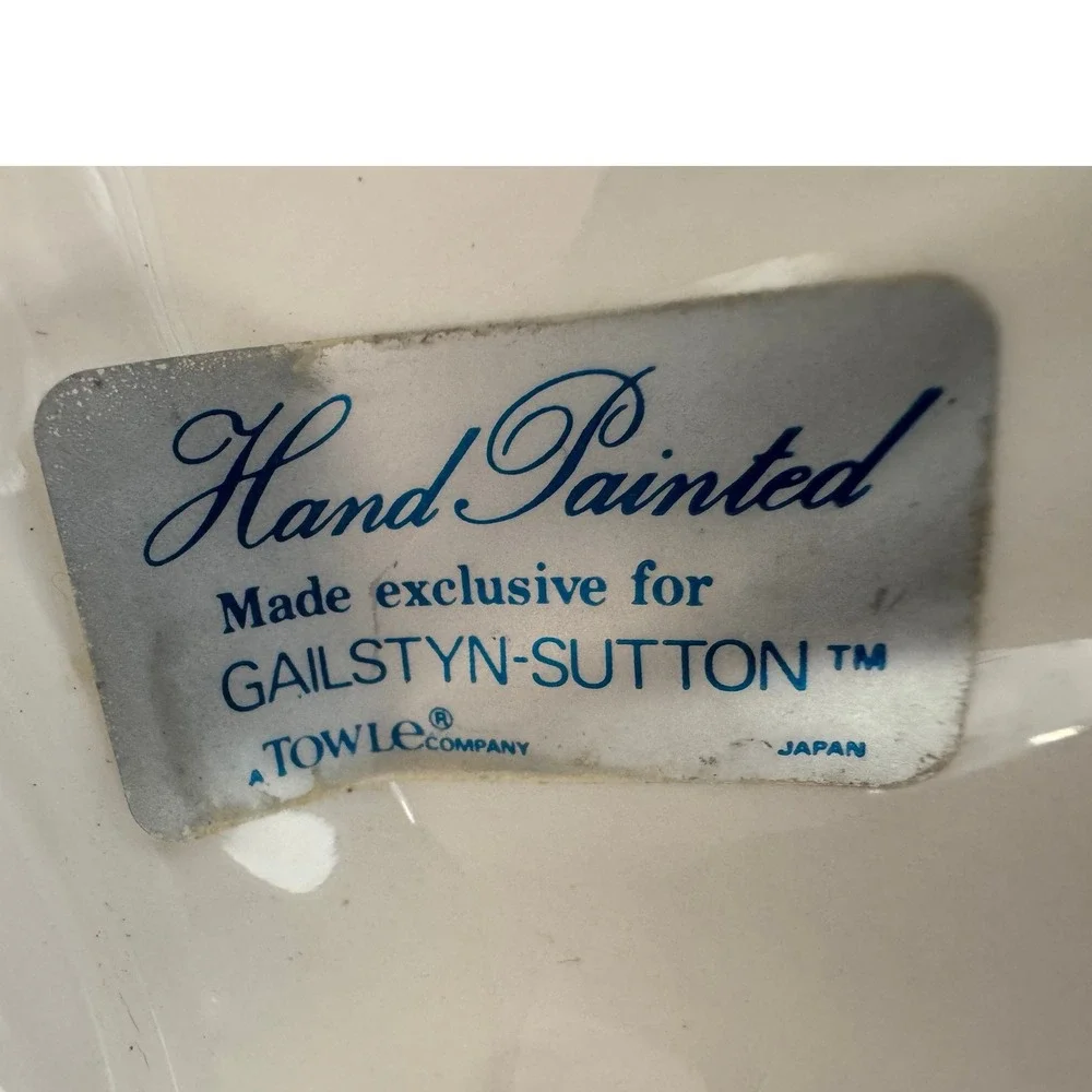 Vintage Gailstyn-Sutton Towle Hand Painted Ceramic Strawberry Mold Wall Hanging